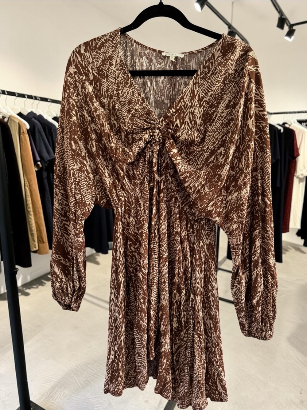 Romesa Women’s Brown Boho Mini Dress Ruched Tie Front Long Sleeve SZ M - Picture 2 of 9